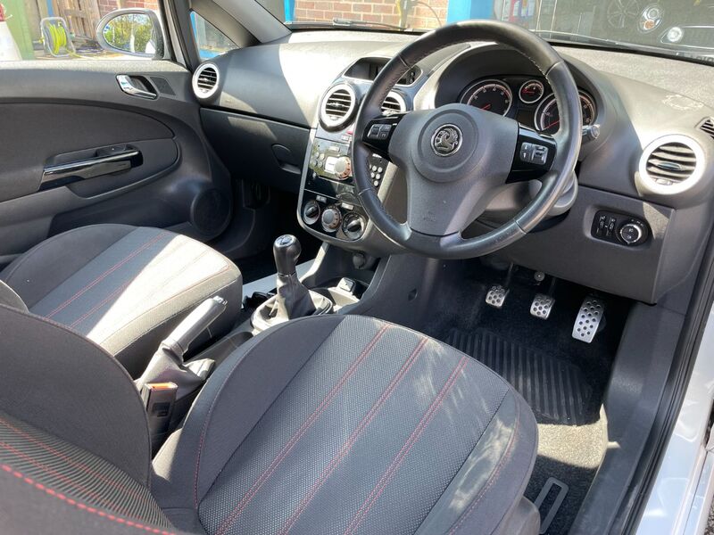 VAUXHALL CORSA