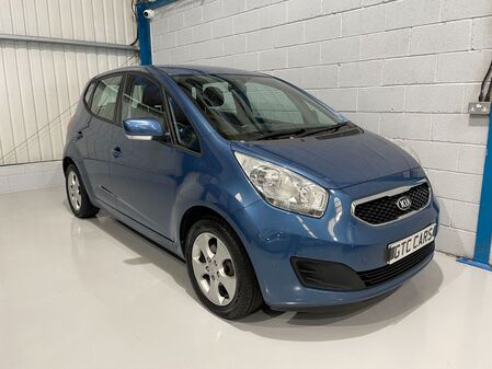 KIA VENGA CRDI 2