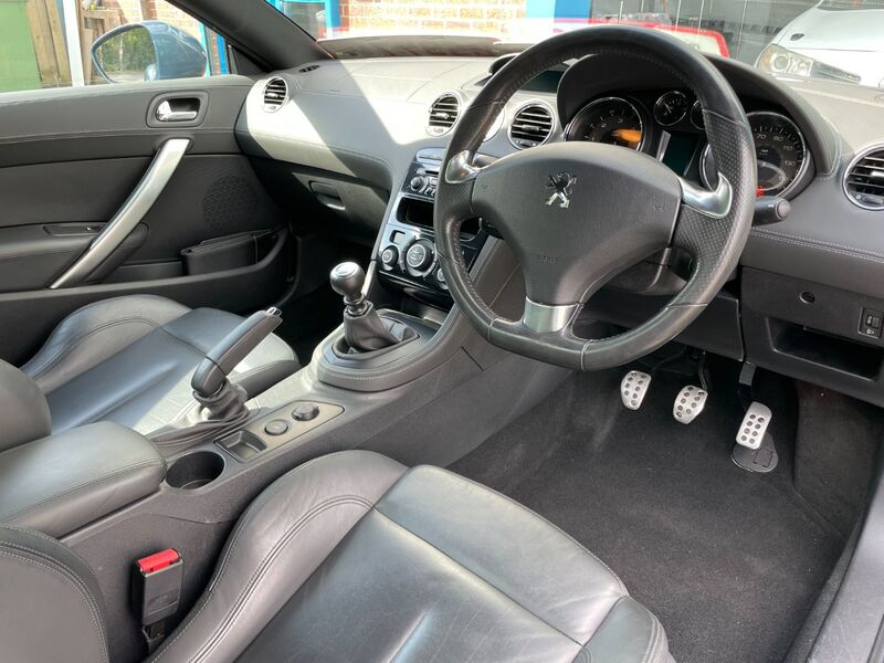 PEUGEOT RCZ