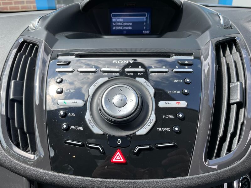 FORD KUGA
