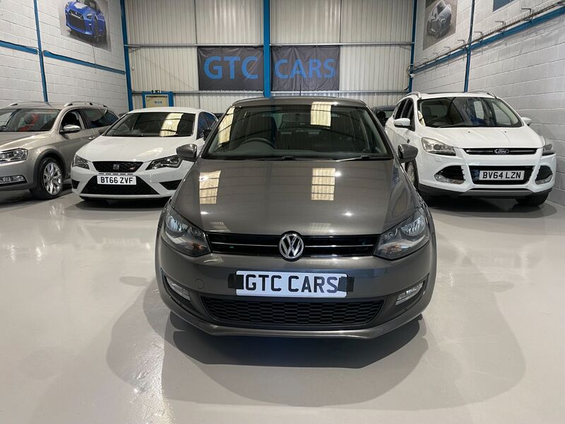 VOLKSWAGEN POLO