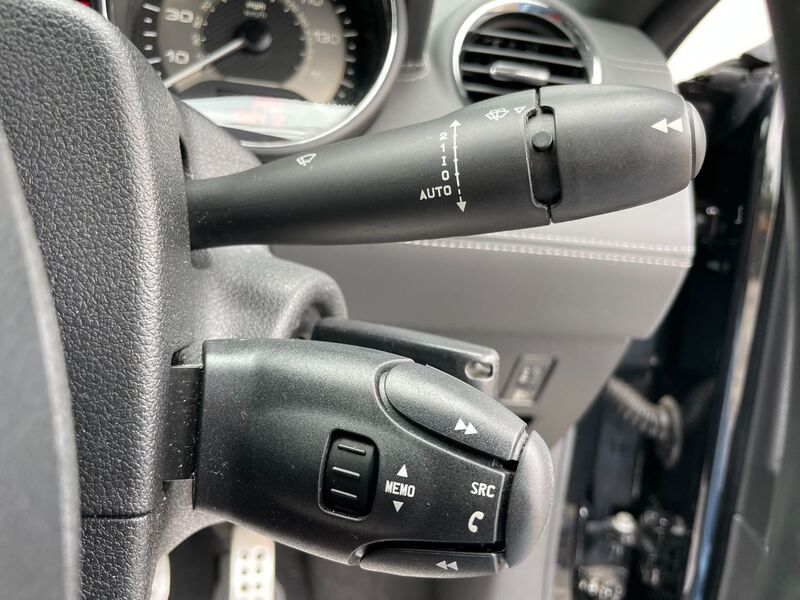PEUGEOT RCZ