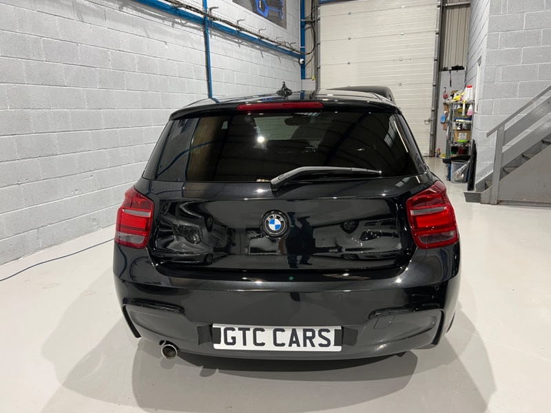 BMW 1 SERIES