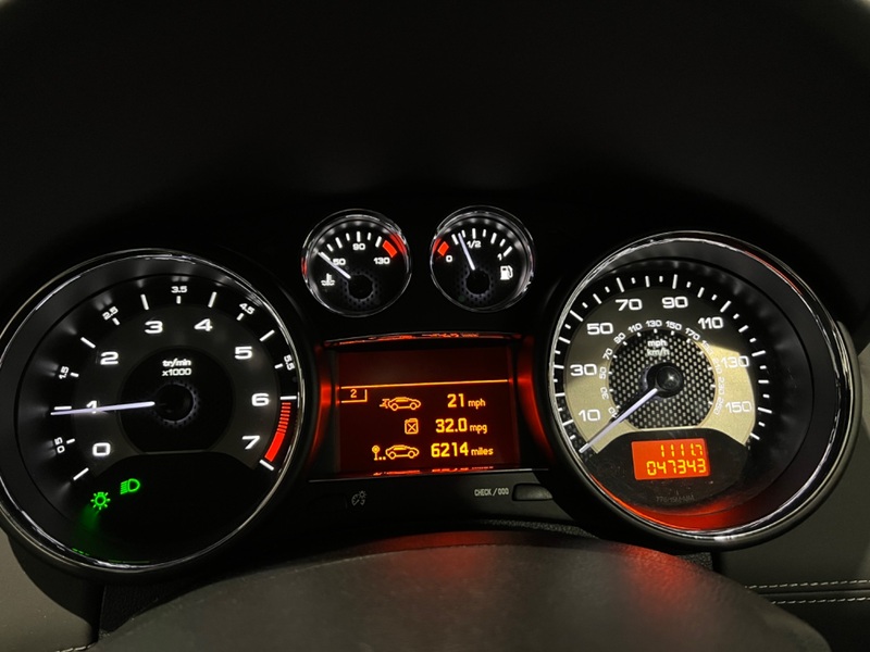 PEUGEOT RCZ