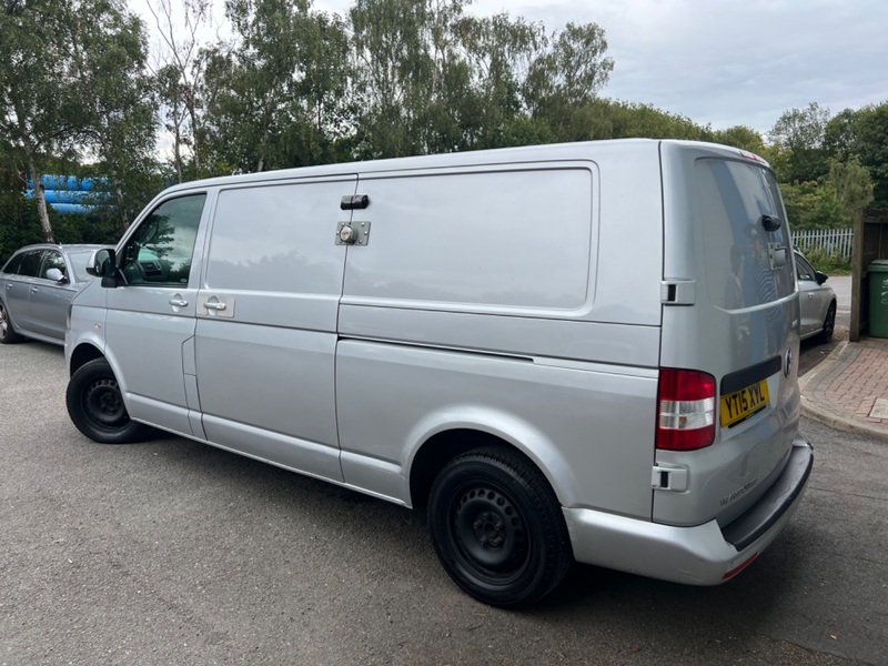VOLKSWAGEN TRANSPORTER